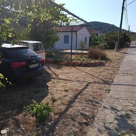 House Relic Veli Iž